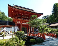 写真は上賀茂神社です